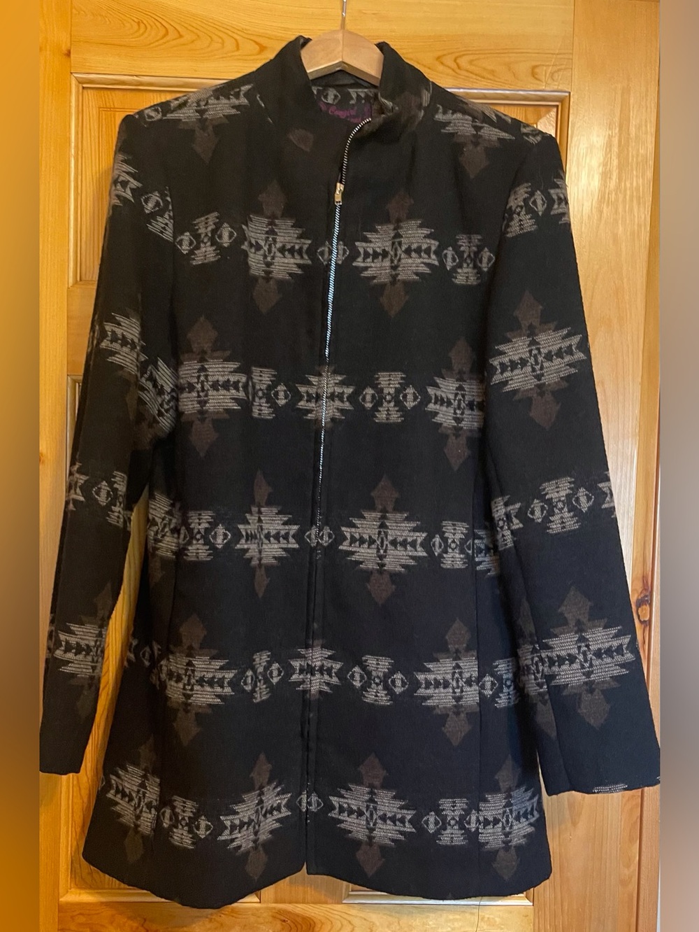 Womens Woven Black Aztec Zip-Front Jacket